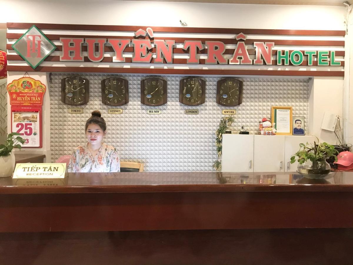 Huyen Tran Hotel カントー エクステリア 写真