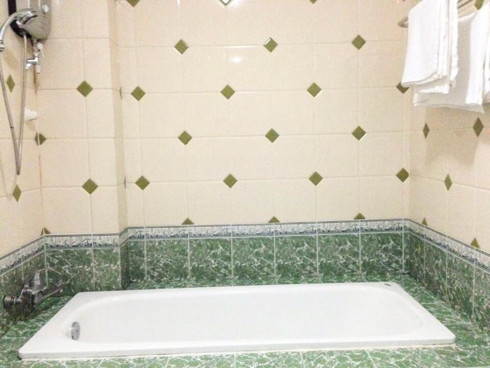 Huyen Tran Hotel カントー エクステリア 写真
