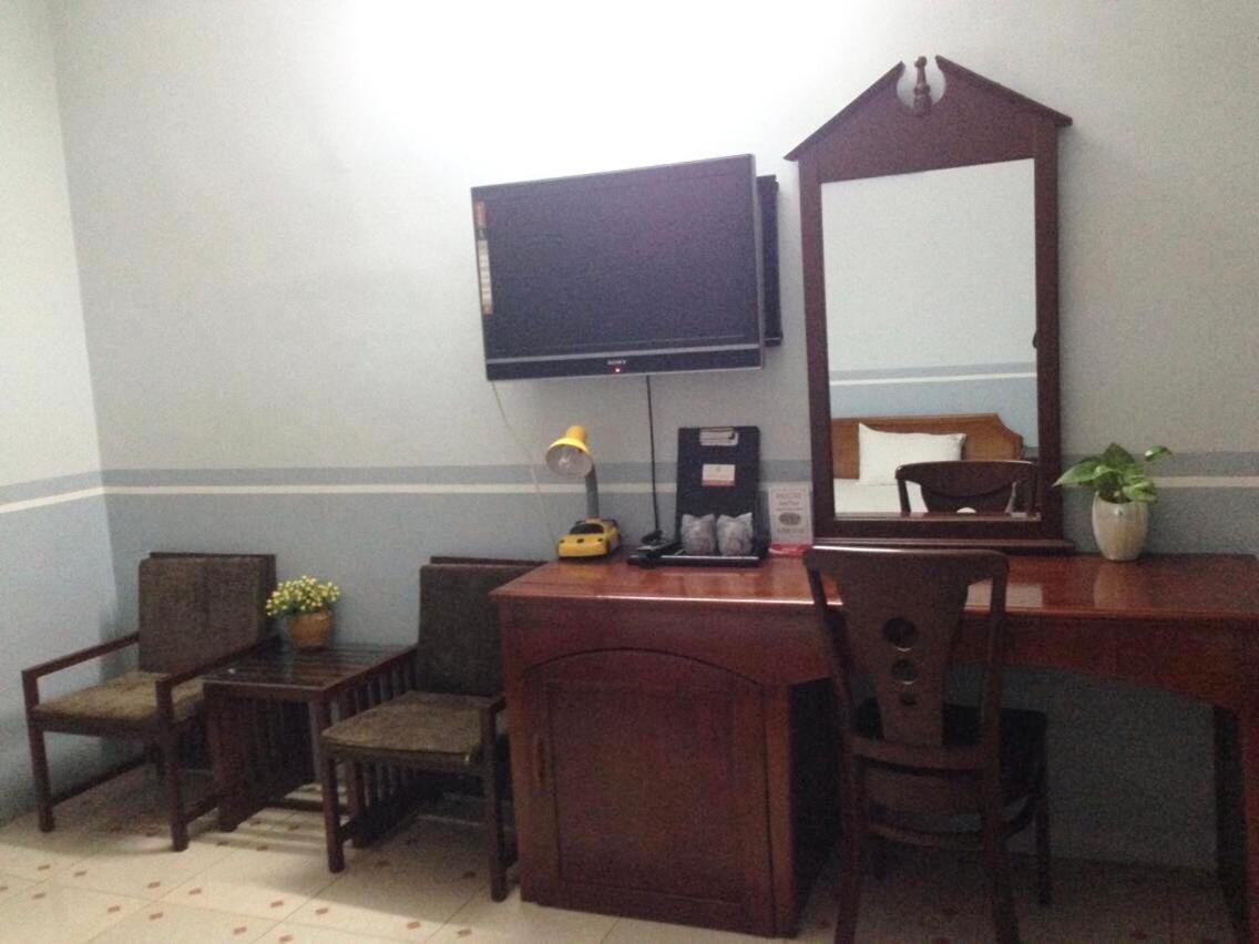 Huyen Tran Hotel カントー エクステリア 写真