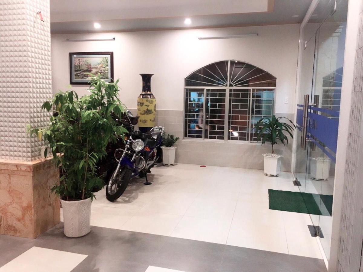 Huyen Tran Hotel カントー エクステリア 写真
